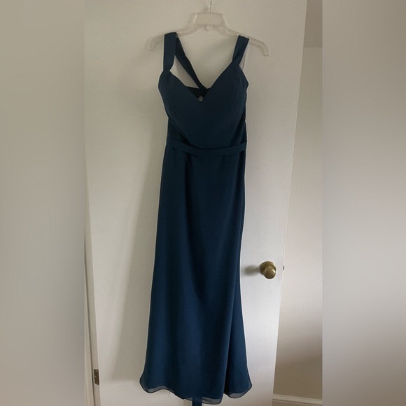 Christina Wu Style #22953 Navy Size 12 - Picture 1 of 6